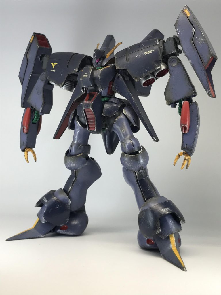 幼稚園ではよく同じ幼稚園児の女のコや先生のスカートをめくりまくってましたね私が幼稚園児の頃はスカートめくりが流行ってたんですよ…今では考えられない話ですけど…😅犯罪やで…