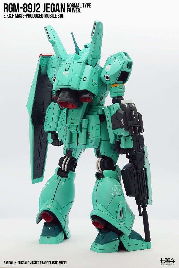 緑はウォーカーグリーンとメカトロうすみどりを混色してます。仕上げは半光沢です。