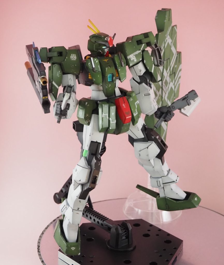 良キットですが、MGデュナメスの出来を見ると此方もMG化してくれると嬉しいなぁ。