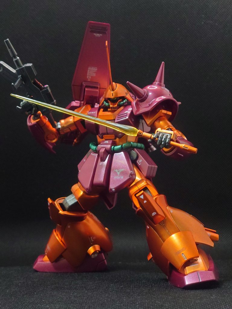 日光に当たると色落ちするので、保管には気を使います。