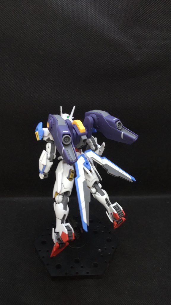 部分塗装して墨入れの簡単フィニッシュです。