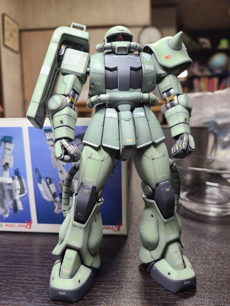 デカール貼り完了時。