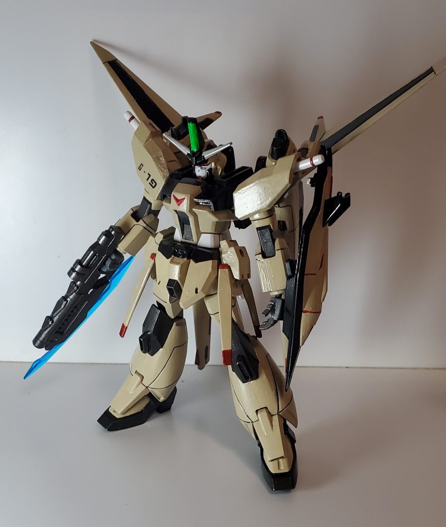 フロント元機体がかっこいいので、本体自体はそこまで弄りませんでした。