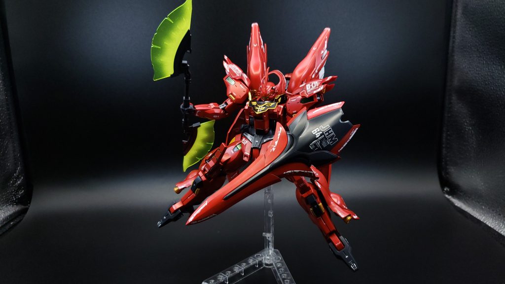 また私の敵となるか!ガンダム・エアリアル!!