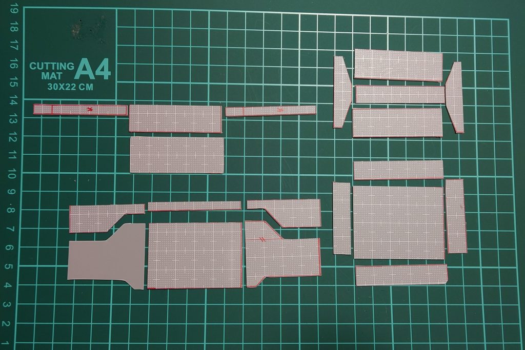 プラ板からトランクになるまで①