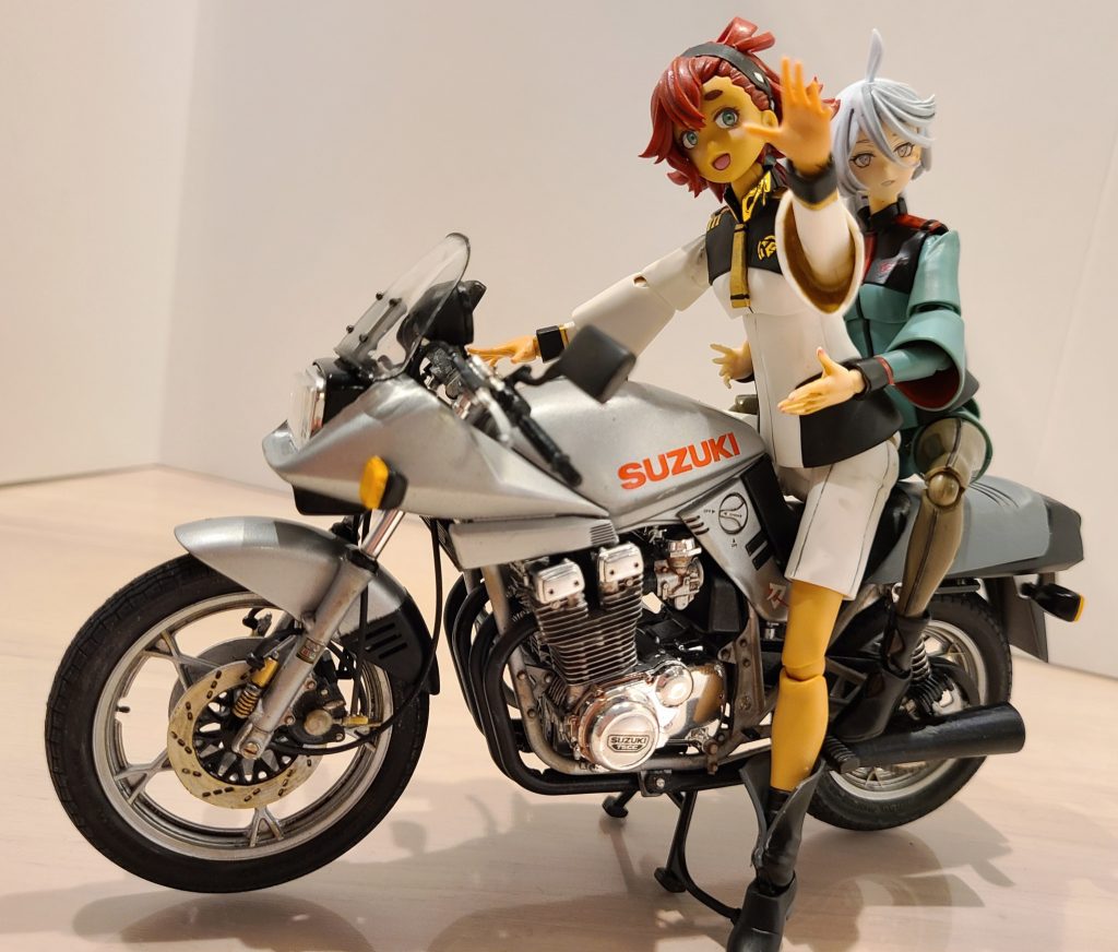 ニケツです。スレッタにはGPZ900Rをトップガン仕様で与えたいですね。できたらスレッタの方に追加します。