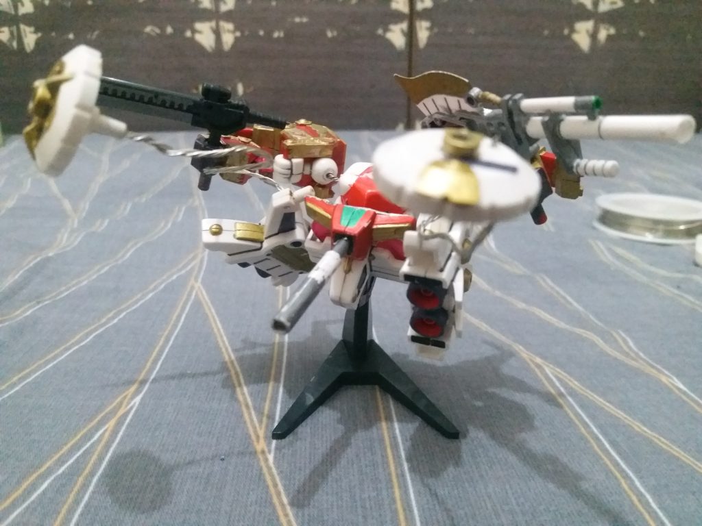 影相搞FULL BLAST要慢慢一件一件裝上去