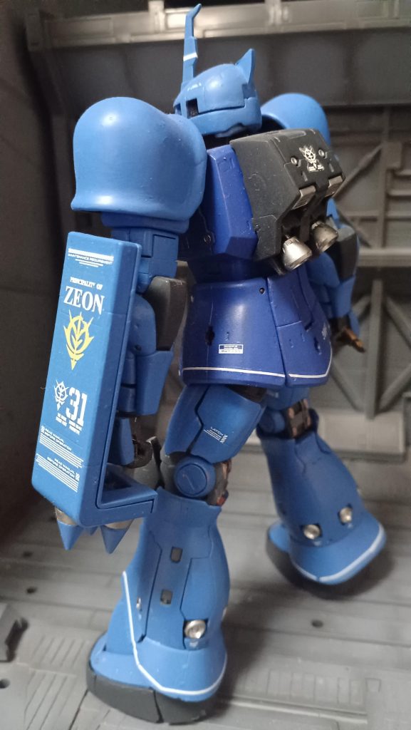 MS-05Bランバ・ラル専用ザクⅠ–5枚目/制作者：みっつ