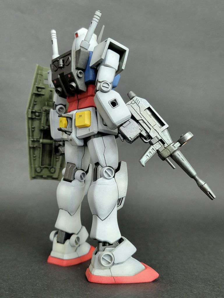 ややずんぐりしていますが、これはこれで好みなスタイル。