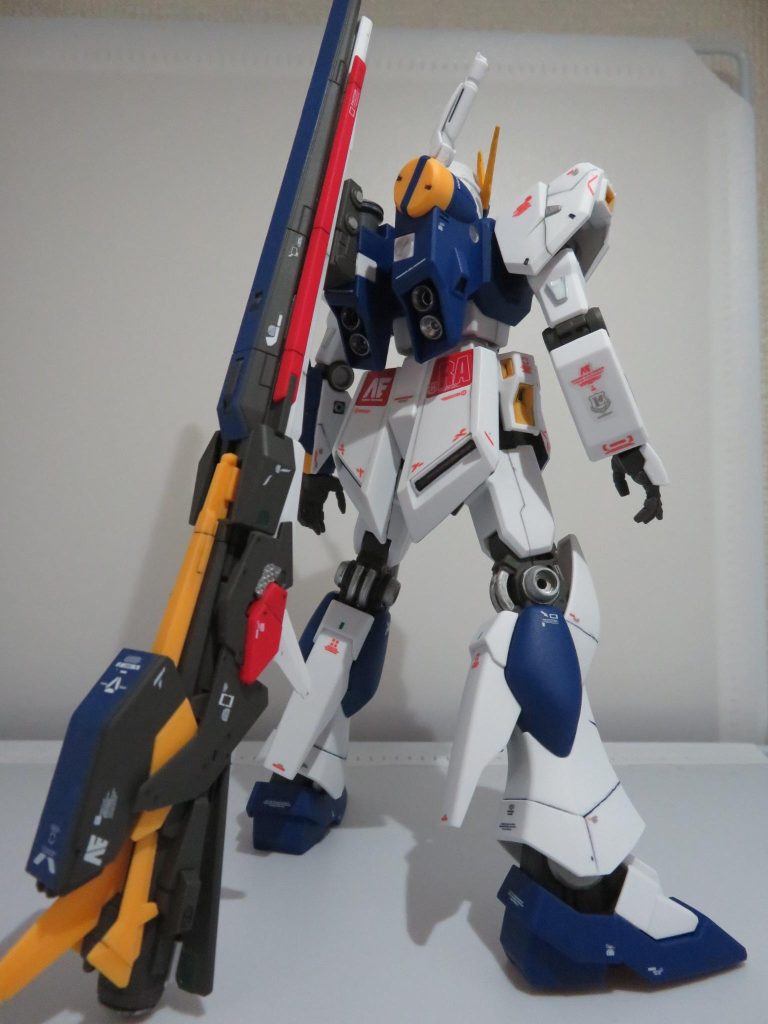 ロングレンジフィンファンネルの造形がかっこいいです( ´ー`)