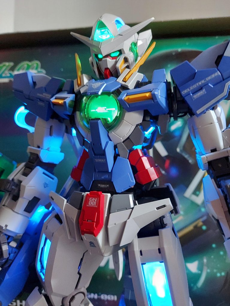 とにかくかっこいいエクシアでした✨デカールとか貼っただけのいつもの素組ですが、やはり光る所があるのは素晴らしいですね❗そこまで自分でできる知識がないので普通に作れるのは嬉しいです(о^∇^о)ご観覧ありがとうございましたm(_ _)m
