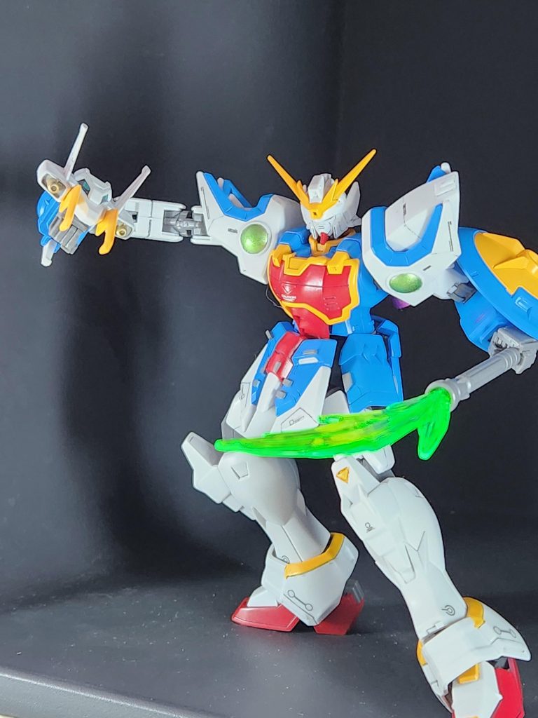 ドラゴンハングのギミックがあるのでコテコテのディテールアップするとかえって邪魔になるかなと思いサックリ作りました。