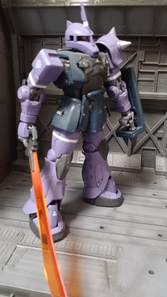 MS-05Bエリク·ブランケ専用ザクⅠ–3枚目/制作者：みっつ