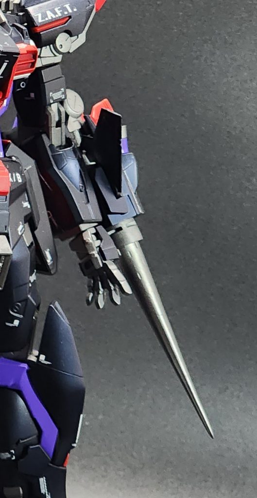 グレイプニールは貫通特化仕様に変更し、カラーも変更。