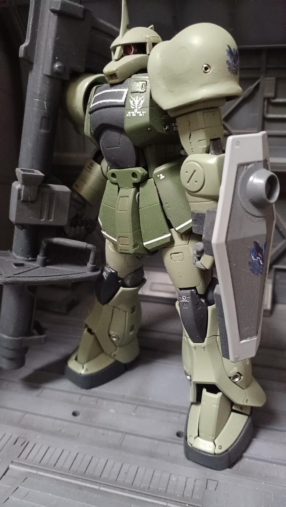 MS-05Sゲラート·シュマイザー専用ザクⅠ–2枚目/制作者：みっつ