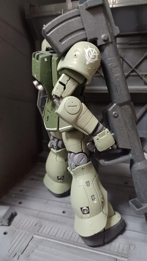 MS-05Sゲラート·シュマイザー専用ザクⅠ–4枚目/制作者：みっつ