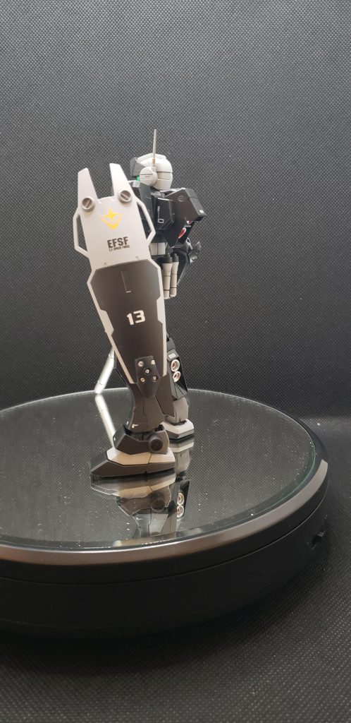 黒い死神って事で、機体ナンバーは「13」にしてみました!