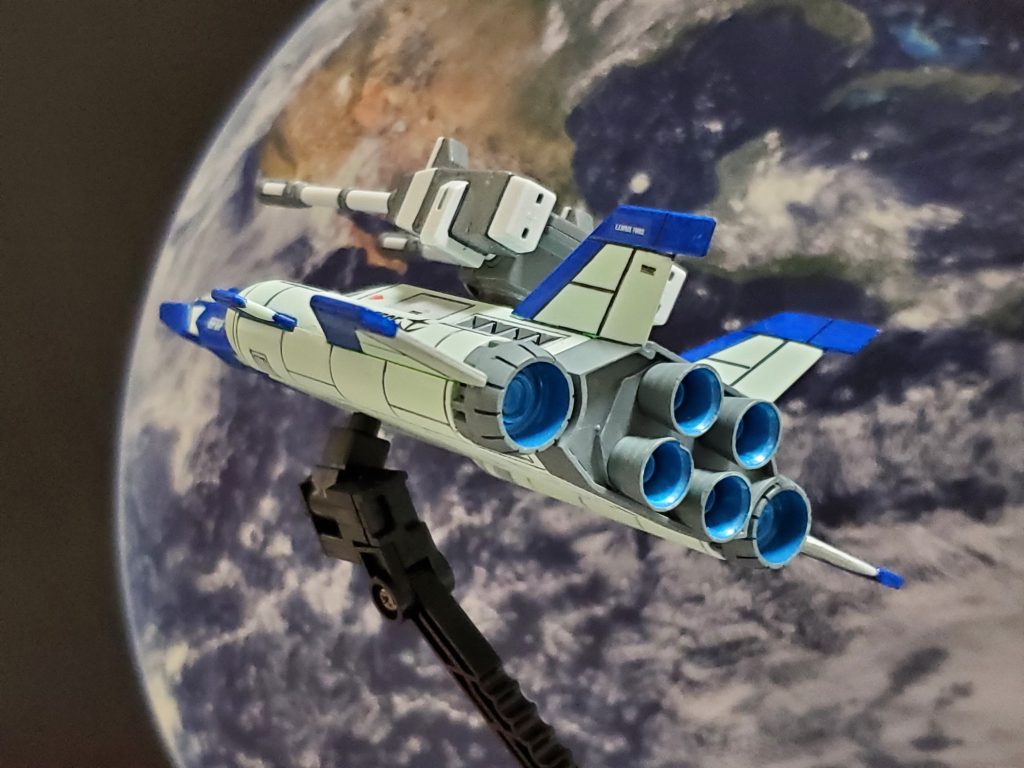 戦闘機パイロットとして名を馳せていたテキサン・ディミトリー中尉は、オデッサ作戦にてTINコッドで34機撃墜し第一等戦功殊勲章を授与されるエースパイロット✨その功績がダグラス・ベーダー中将の目に止まり、第６航空部隊から中将率いる第６艦隊旗艦『ヒペリオン』所属部隊に抜擢された👏