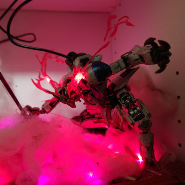 お前もまだ止まりたくないだろう？なぁ、バルバトス！