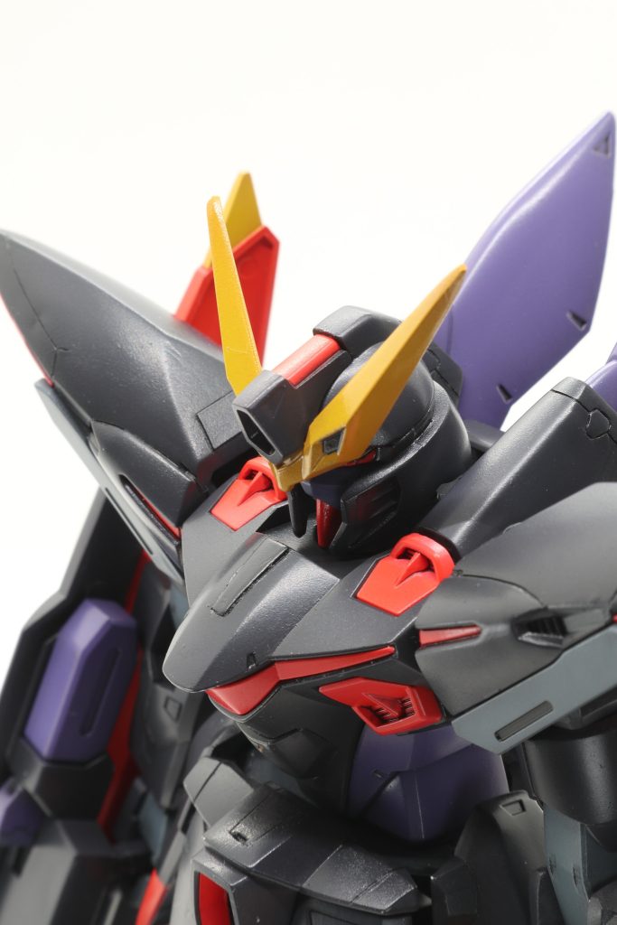 処理が下手というか雑というか、近くで見るとなかなか見れたものでは、、、