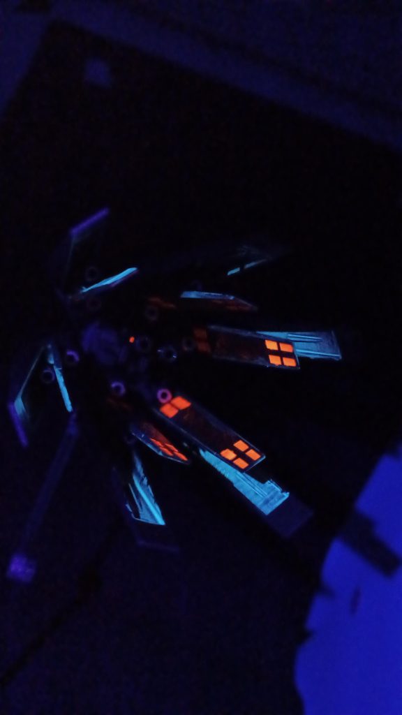 ドライツバークバスターにも、蛍光塗料を使用しています！