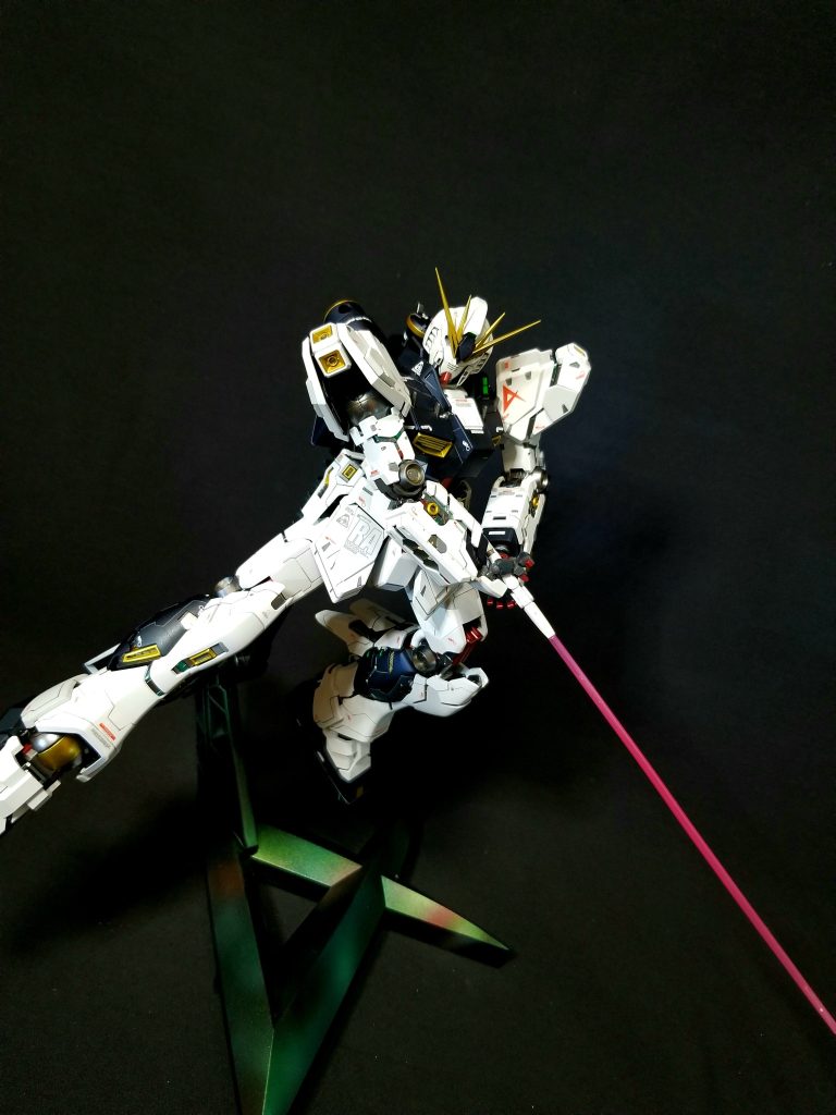 親の顔より観たポージング(もっと親の顔みろ)