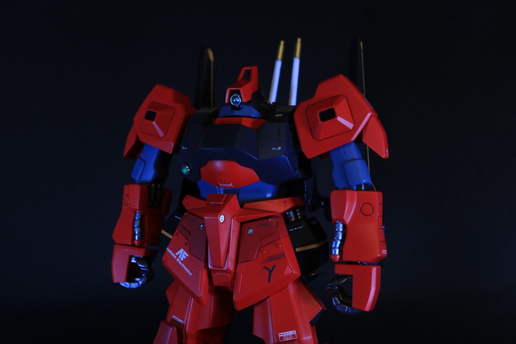 アップデート版ですので、関節部が工夫されており、可動も優秀。素晴らしいキットでした。