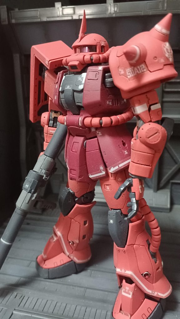 MS-06Sシャア専用ザク–2枚目/制作者：みっつ