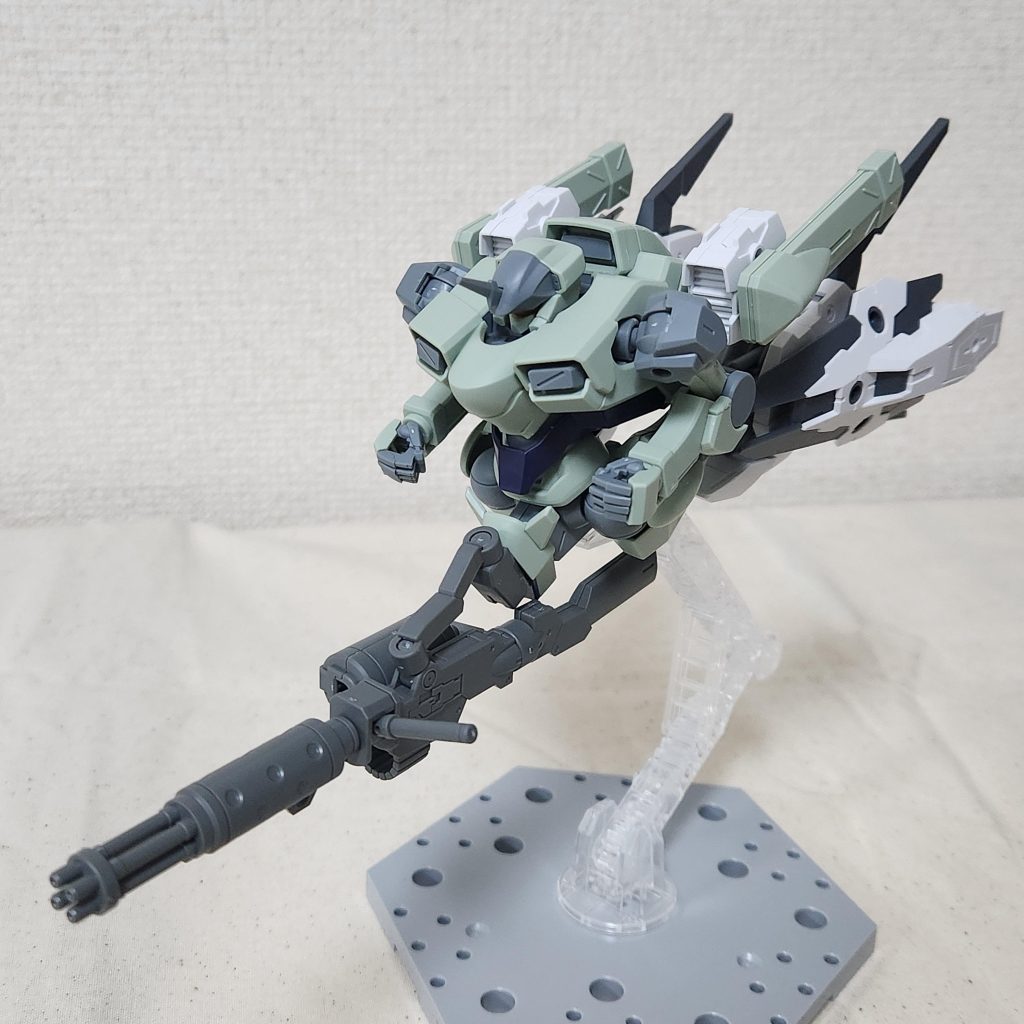 目玉はどちらかといえばこちら。強襲モードに変形できます。