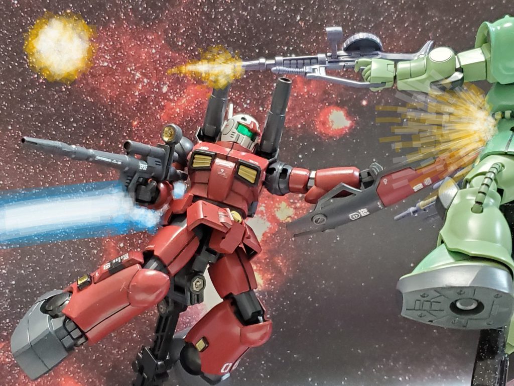 中距離支援型の機体にもかかわらず、エースパイロットは接近戦もこなす🎵ザクのボディに牙をむく🐺シールド先端のアキュート攻撃👊💥