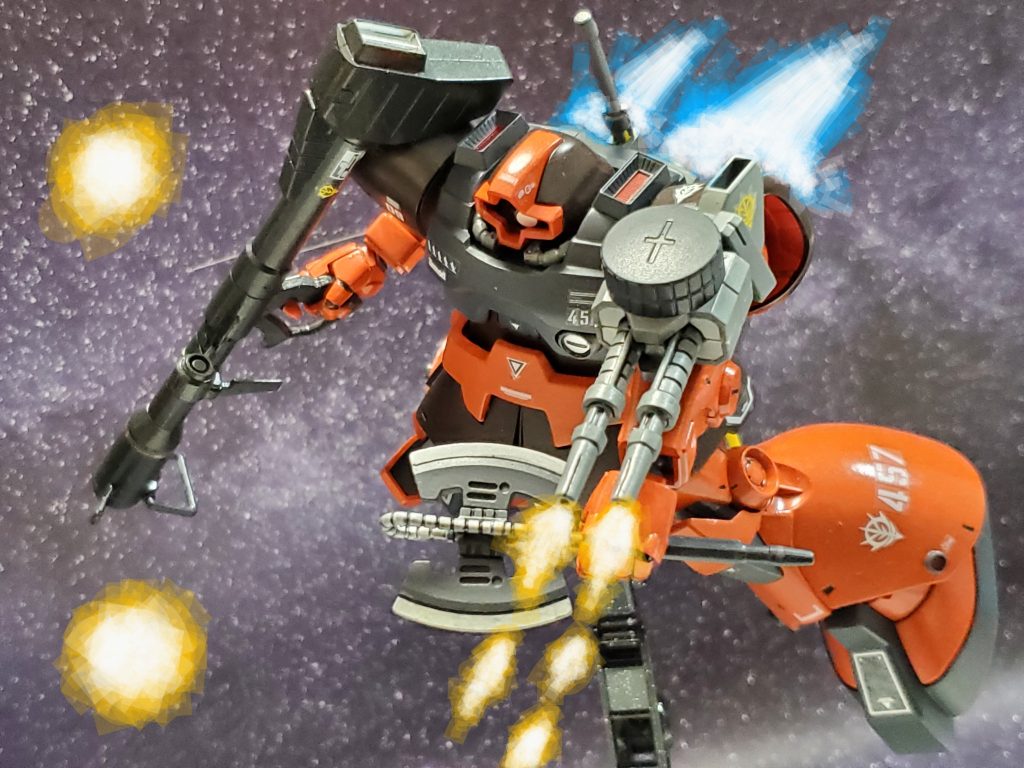 間合いを開けたガンキャノンを追撃するドム💥左腕の2連装マシンガン?を連射~😅💦