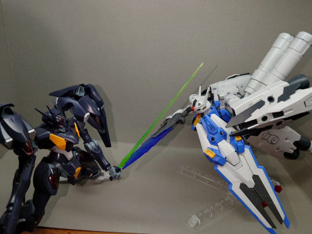 ファラクトvsエアリアル ブースターユニット装備型