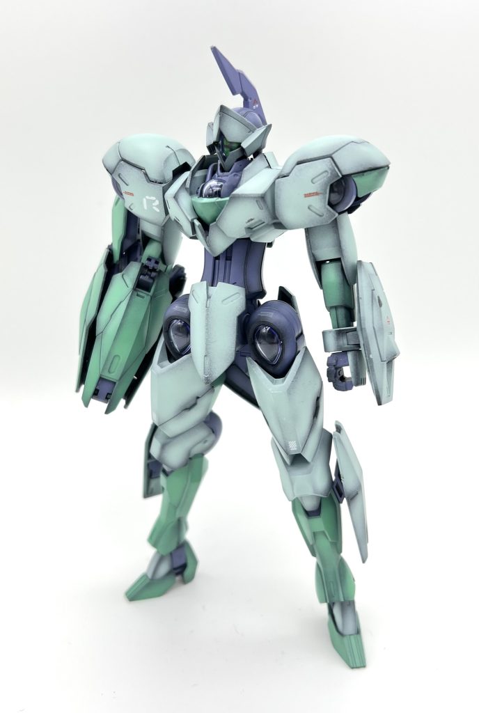 見れば見るほど汎用性低そうな機体。でもカッコいいんですよねー。にしてもグラスレーディフェンス社の機体はどれも立たせるのが難しい…