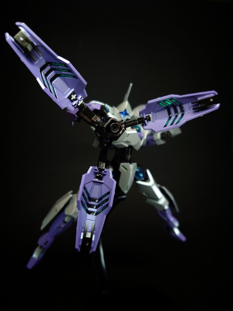 アンチドートビームブレイサーに搭載されたGUNDフォーマット妨害装置。有効範囲内に存在するパーメットスコア3以下のGUNDフォーマットリンクを妨害し、その機能を停止させる。