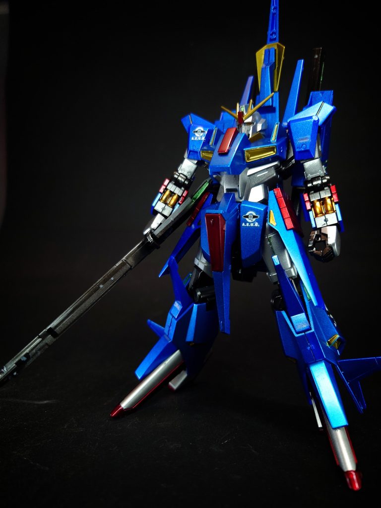 同時期に開発されたMSと同等の機体性能を持ち、量産にも問題のないレベルだったが、財政の逼迫していた当時のエゥーゴ上層部の意向でより多機能かつ高性能なΖΖガンダムの開発が優先されたため廃案となった。しかし、完成した試作機は第一次ネオ・ジオン抗争時にアクシズ侵攻作戦に使用されており、その際のデータから少数の機体が生産された。また、後に本機の構造やコンセプトを踏襲した量産機としてリゼルが開発された。