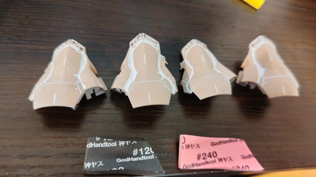 えい！（やりなおしの音）結局、120~1500番のヤスリでやすりなおし、再度塗装しました。