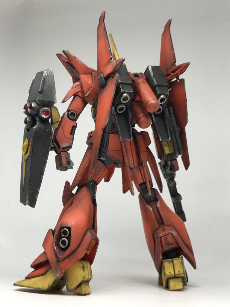 後ろ姿もスタイリッシュでセクシー🫦古いキットですがスタイル抜群