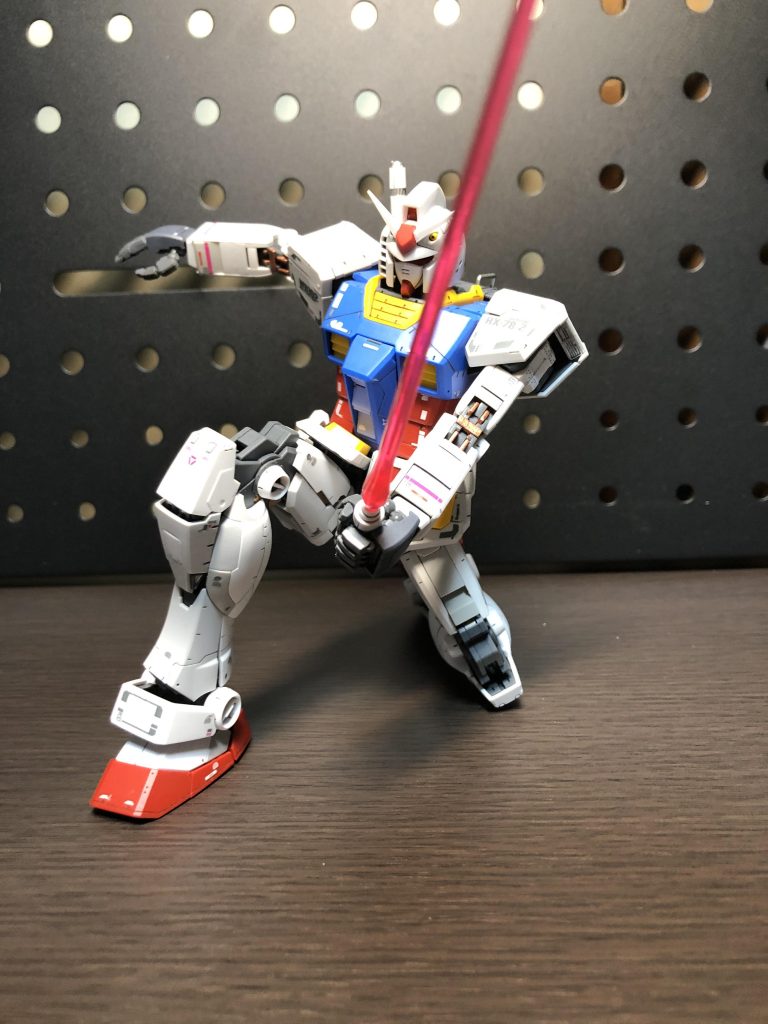 MG RX-78-2 ガンダム Ver.3.0–4枚目/制作者：チコリータ