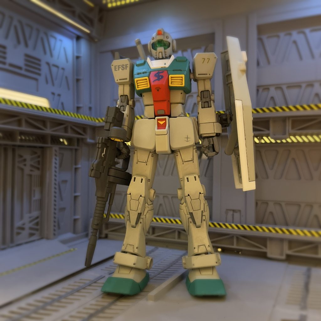 胸部の色は近い色を探して辿り着いたグリーンマックスの青緑1号(SP-36)で缶スプレー塗装しました。