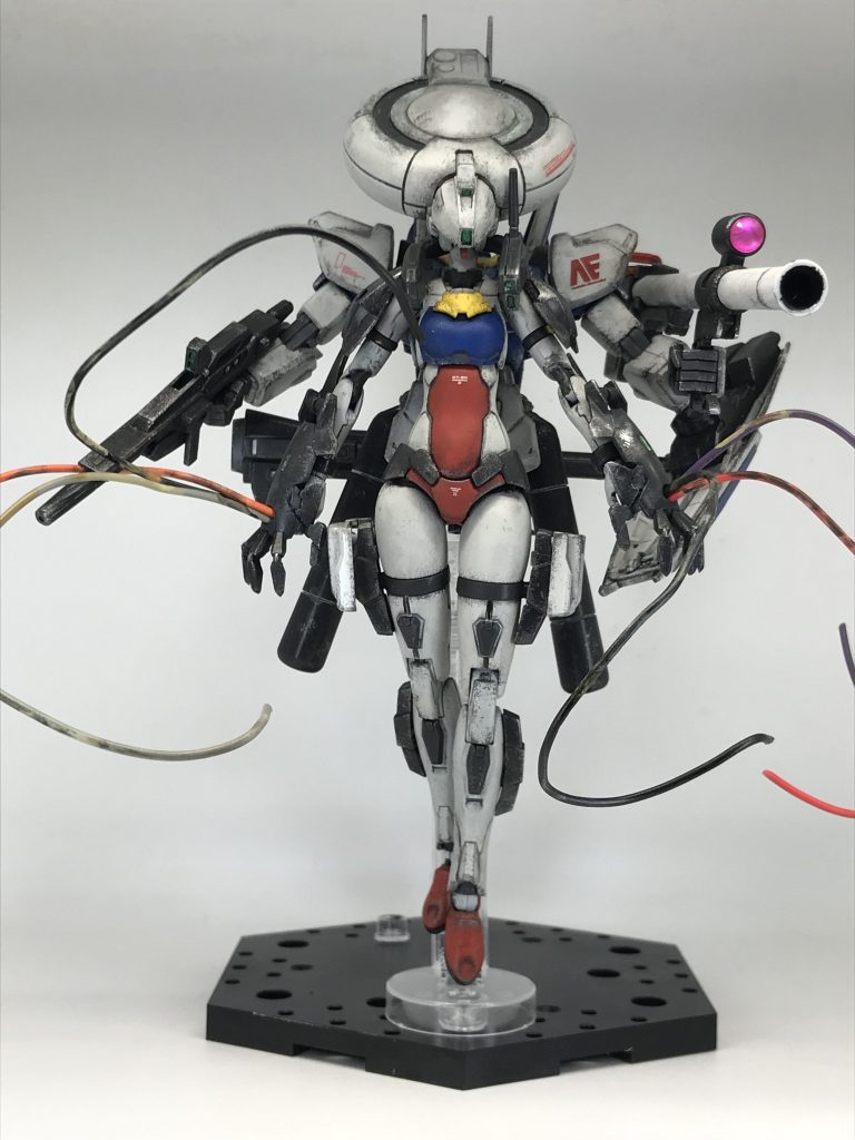 嫁が友人と一泊二日で温泉に行っていたので、私と犬のりんご🐶、金魚のデメ吉🐠は家でお留守番おかげで気兼ねなくプラモ製作に励めました、一人って素晴らしい…😊パチ組はすでにしてあったのと、ジオラマに使用したパーツはありもので作製したのでほぼ休日1日で完成