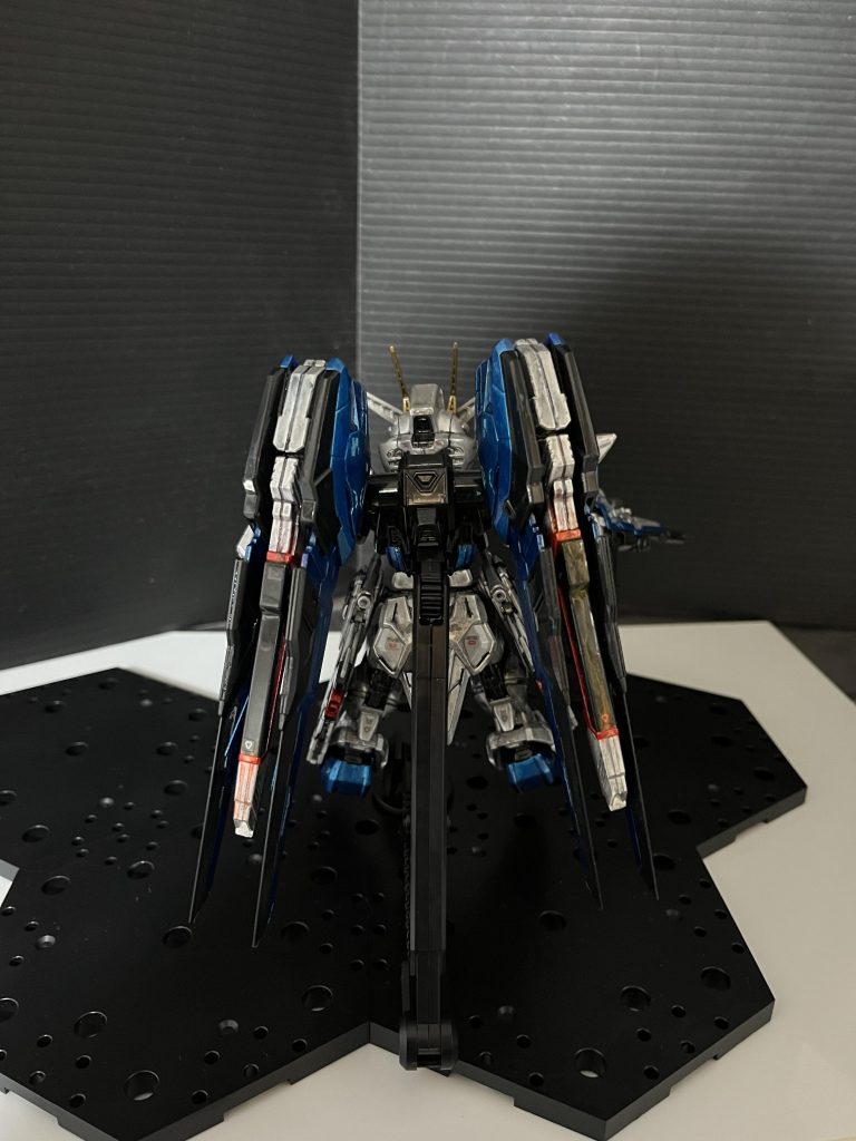 フリーダムガンダムＳＤMG–3枚目/制作者：アッキー