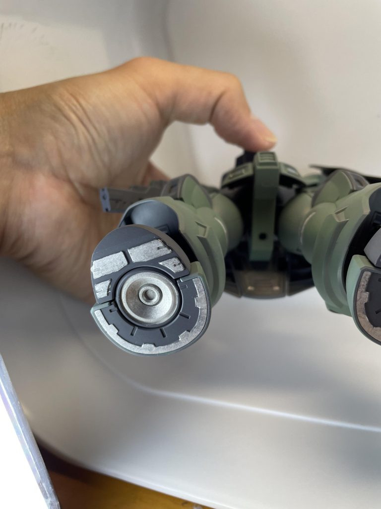 下手だけどこういう所は塗り分けしたくなりますね。