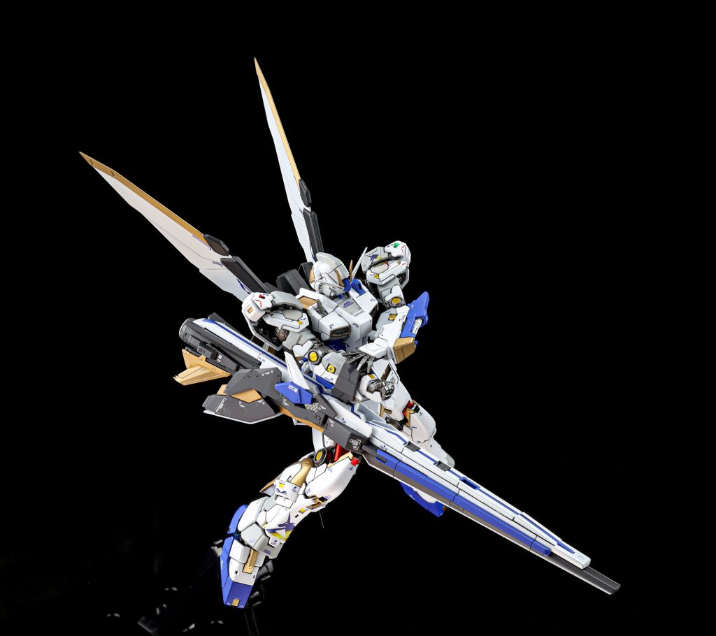 RG 1/144 RX-93ff νガンダムOberon–4枚目/制作者：うに