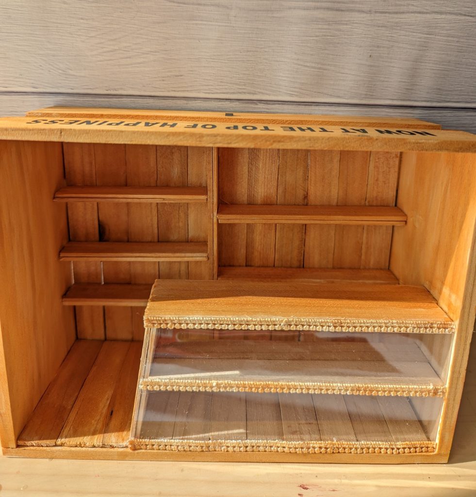 100均のブラウンニスを塗ってみました。