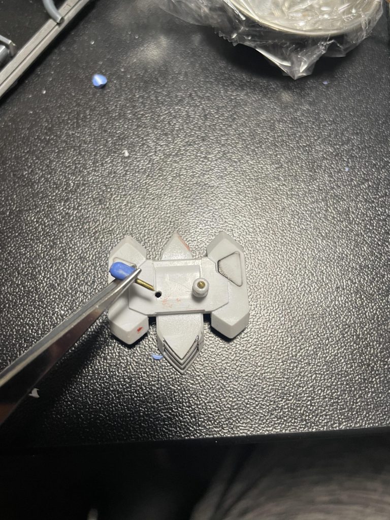 ミキシングするのに、既存のボッチを切って、パックパックのボッチを新たに追加