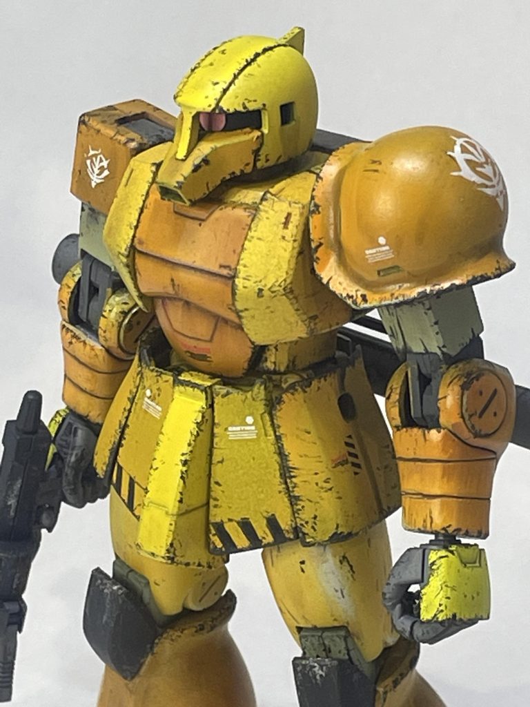 今回はじめてダメージデカールを使いましたが、確かにウェザリングしたキットには似合いますね。逆に言ったらそれ以外に使い道がない気も。