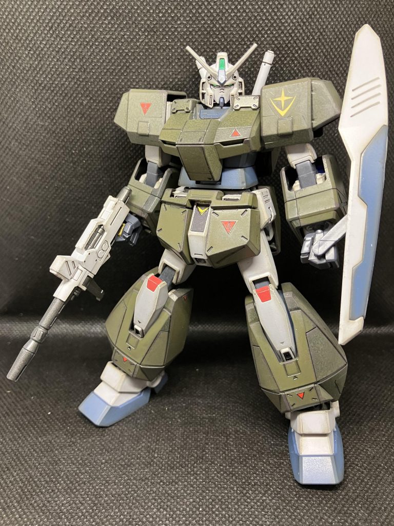 チョバムアーマーは、フルアーマーガンダム風に、オリーブグリーンで塗装しました。