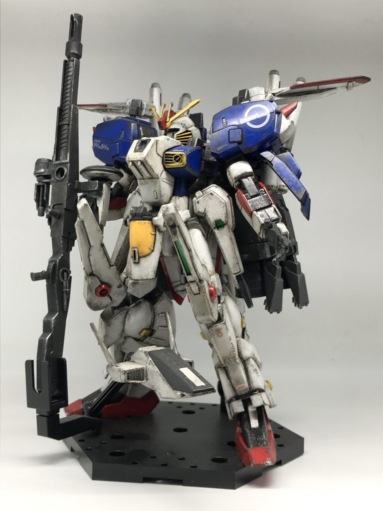 汚ったない作品ですが写真でみるとそれほど悪くない気も…キットは古いですが造形は凄くカッコいいので、今の技術でもう一度作ってみたいですね〜（上達してるか謎ですが…😅）