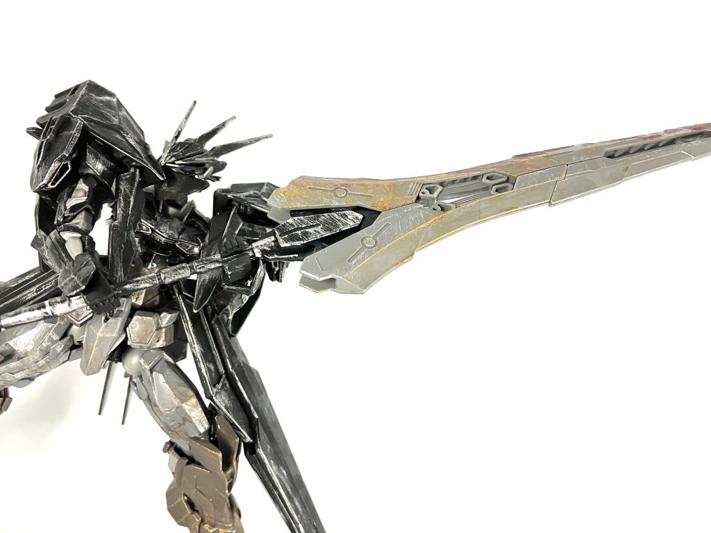 ナタ2本を合体させて大剣に!武器の変形や多様さがロードアストレイからBloodborneを連想させた1要素です。