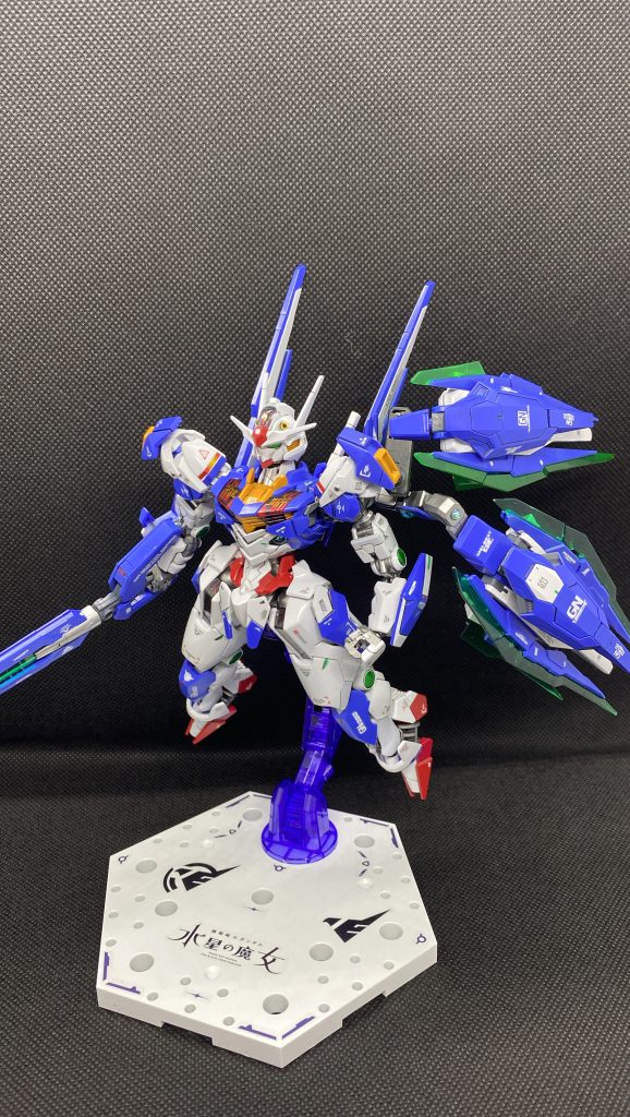 ソードビットホルダー部分は盾とウイングの役割(妄想)